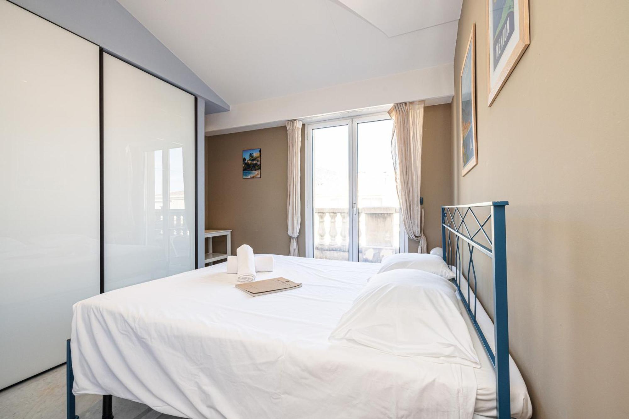 Victoria Bergamote Attic - Happy Rentals Menton Kültér fotó
