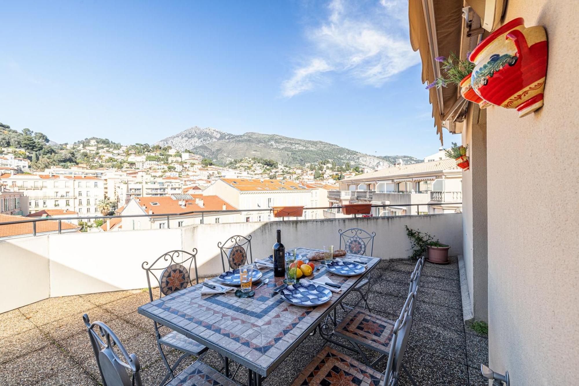 Victoria Bergamote Attic - Happy Rentals Menton Kültér fotó